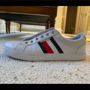 Authentic Tommy Hilfiger sneakers